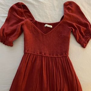 Abercrombie & Fitch Smocked Midi Dress with Slit, Burgundy Small